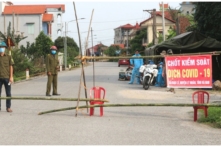 Xử phạt hành chính, xem xét trách nhiệm hình sự bệnh nhân 2899 ở Hà Nam