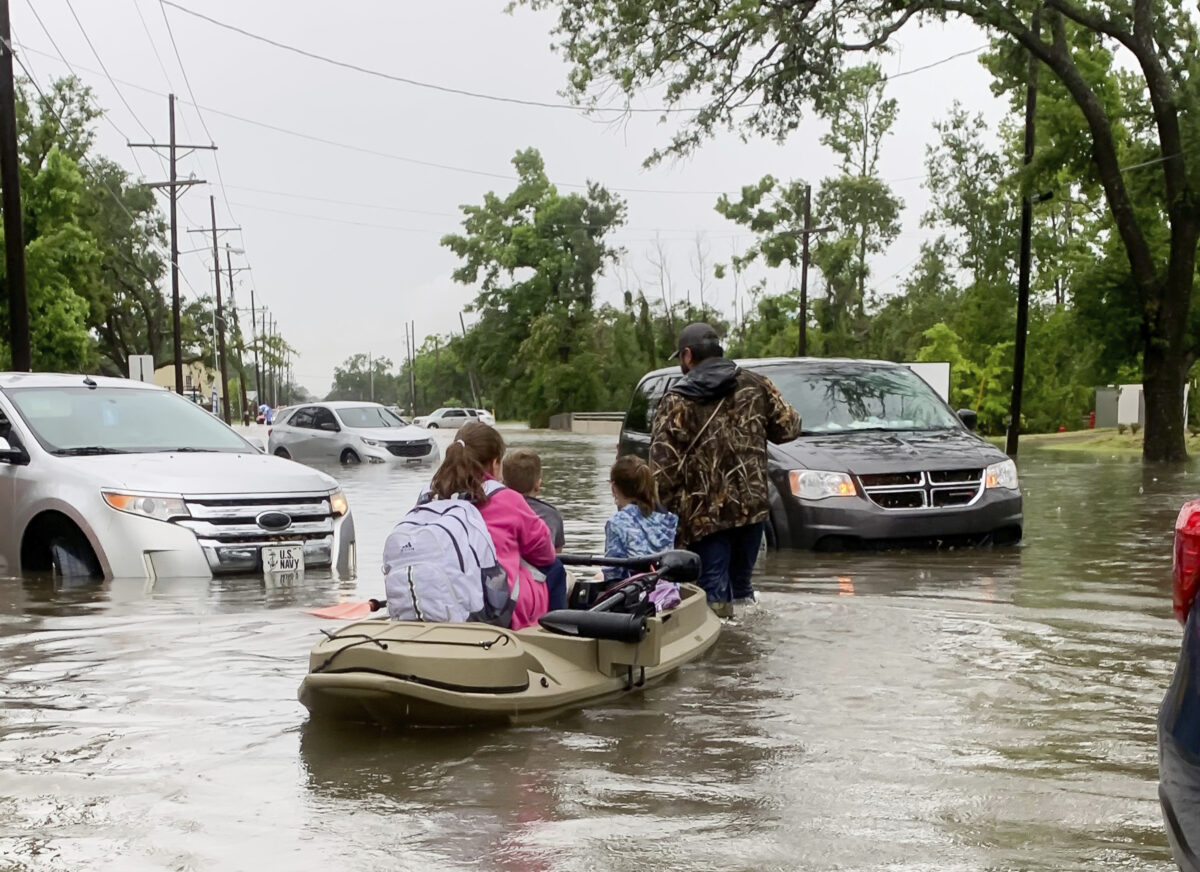 Mưa lớn ở Texas