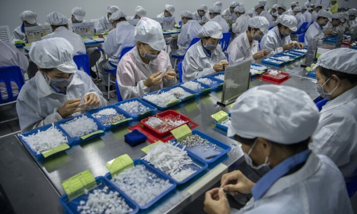 Lực lượng lao động sụt giảm, vị thế ‘công xưởng thế giới’ của Trung Quốc bị lung lay