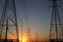 Bảo vệ lưới điện khỏi sự cố cúp điện và chủ nghĩa cộng sản