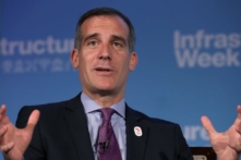 Ứng viên đại sứ tại Ấn Độ của TT Biden đã ‘hợp tác’ với các tổ chức của Trung Cộng