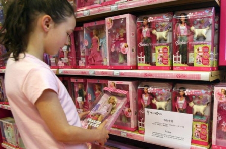 Bốn ‘con khỉ’ vật chất – Rào cản của chủ nghĩa tối giản