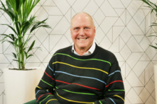 Nhạc sĩ bài “CCP Flu Blues” bàn về chủ nghĩa cộng sản và đức tin