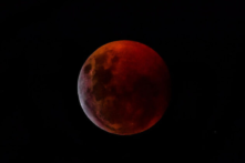 Hiện tượng thiên văn 2 trong 1: Nguyệt thực toàn phần kết hợp với siêu trăng