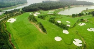 Quảng Ninh đóng cửa sân golf