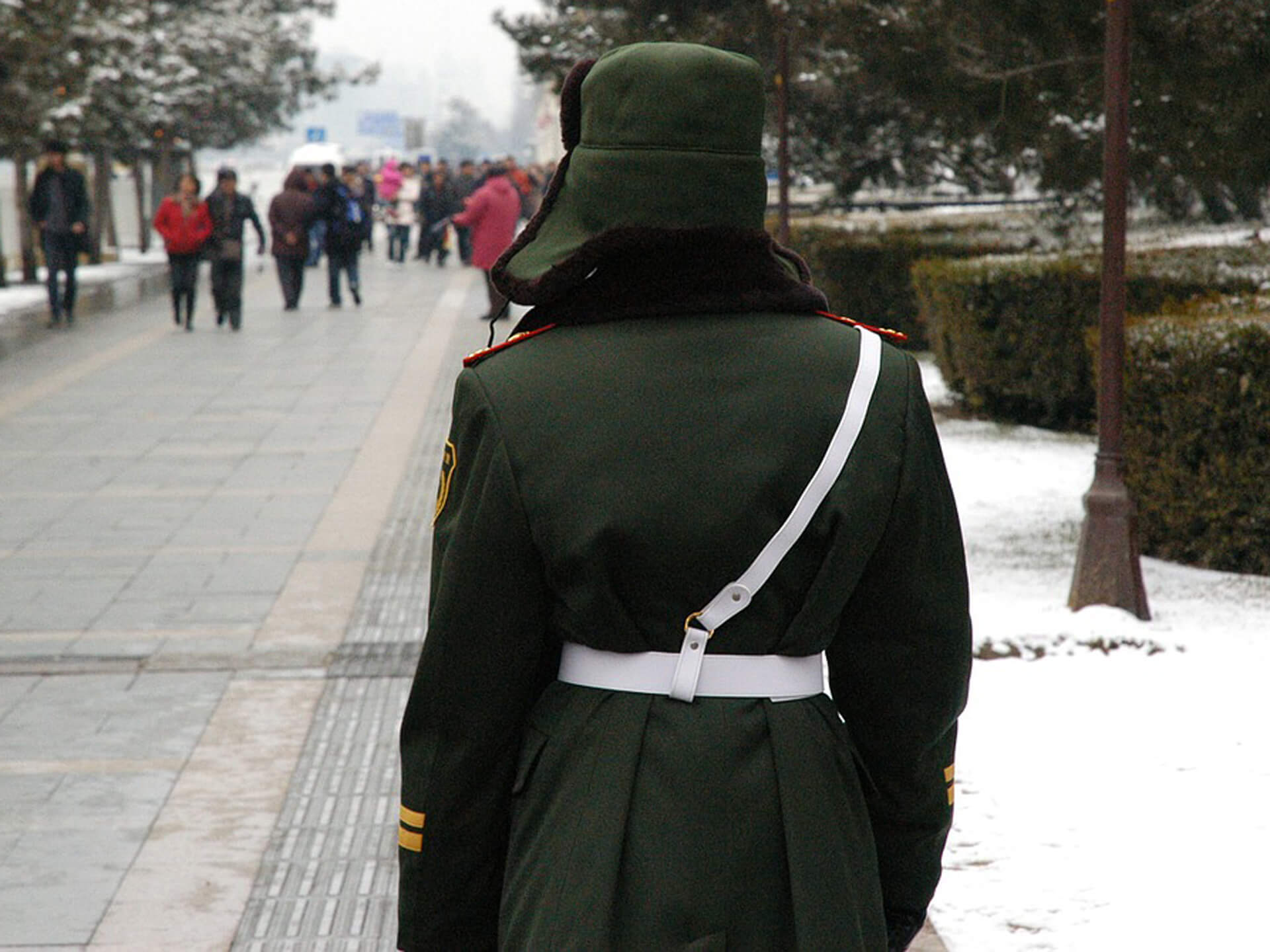 Thanh niên ở Trung Quốc thà bị trừng phạt nặng còn hơn đi lính