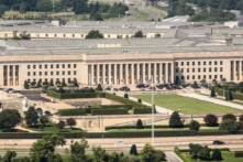 Các công ty quân sự Trung Quốc thách thức Ngũ Giác Đài đảo ngược lệnh cấm đầu tư của cựu TT Trump