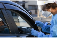 Lần đầu tiên Việt Nam tiếp nhận điều trị một nhân viên Liên Hiệp Quốc mắc COVID-19