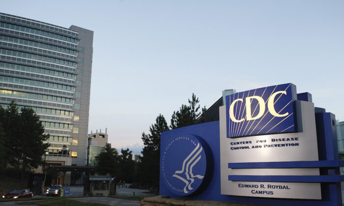 CDC họp khẩn cấp về bệnh viêm tim hiếm gặp sau chích ngừa COVID-19