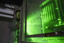 Luật mới của Trung Quốc: Công ty ngoại quốc phải hành động theo lệnh của Bắc Kinh