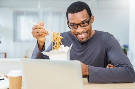 Tạm biệt cảm giác mệt mỏi khi làm việc tại nhà trong thời dịch bệnh