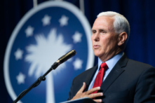 Cựu PTT Mike Pence chỉ trích sự thúc đẩy của TT Biden đối với thuyết chủng tộc trọng yếu là một ‘cuộc tấn công vào nền văn hóa và các giá trị Mỹ’