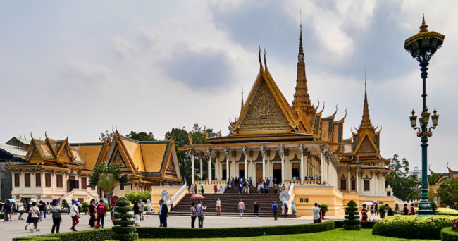 Cung điện Hoàng gia Phnom Penh