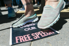 Đừng tin vào những gì quý vị được nghe