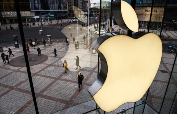 Hoa Kỳ chỉ trích Apple