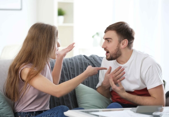 Cẩn trọng với 6 thói quen dễ dẫn đến ly hôn