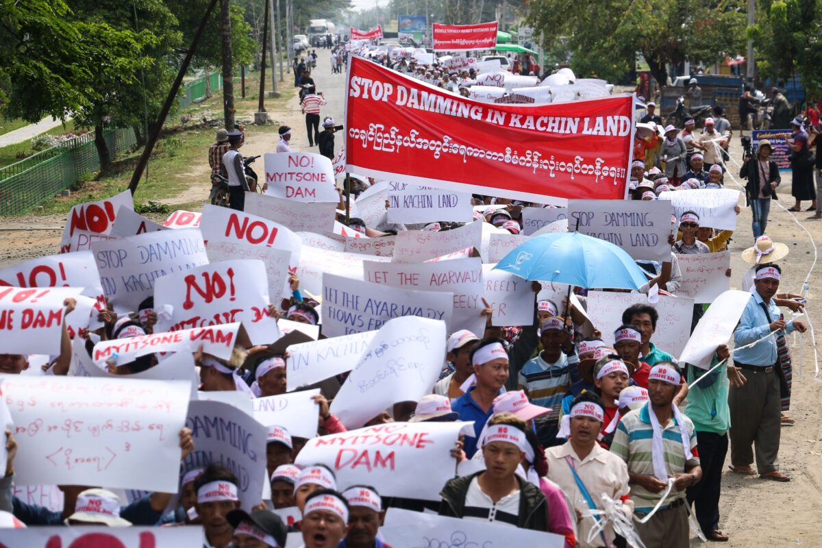 Người dân Bang Kachin 