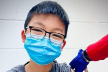 Các cơ quan quản lý  Âu Châu chấp thuận vaccine Pfizer cho trẻ em từ 12 tuổi đến 15 tuổi