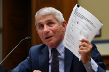 Đế chế đại dịch phản công: Những người chỉ trích phòng thí nghiệm Vũ Hán đối mặt với các chiến dịch kiểm duyệt, bôi nhọ và đe dọa