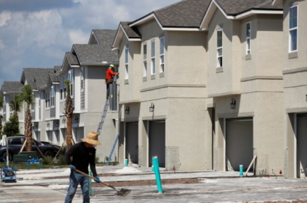 Công việc kinh doanh bùng nổ với các nhà thầu vùng Đông Nam Hoa Kỳ dù chi phí vật liệu xây dựng gia tăng