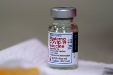 Việt Nam chấp thuận có điều kiện vaccine Moderna của Hoa Kỳ