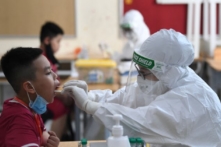 Tin Việt Nam ngày 16/7: Thêm 3,336 ca mắc mới trong ngày, 18 ca tử vong, Hà Nội phong tỏa trụ sở Bộ Công Thương, dừng toàn bộ hoạt động kiểm toán, thu hồi 6 mô tô Honda giá hàng tỉ đồng, Ford quay lại lắp ráp Ranger