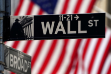 Hoa Kỳ mở rộng danh sách đen công ty Trung Quốc nhằm ‘loại bỏ tài sản đỏ’