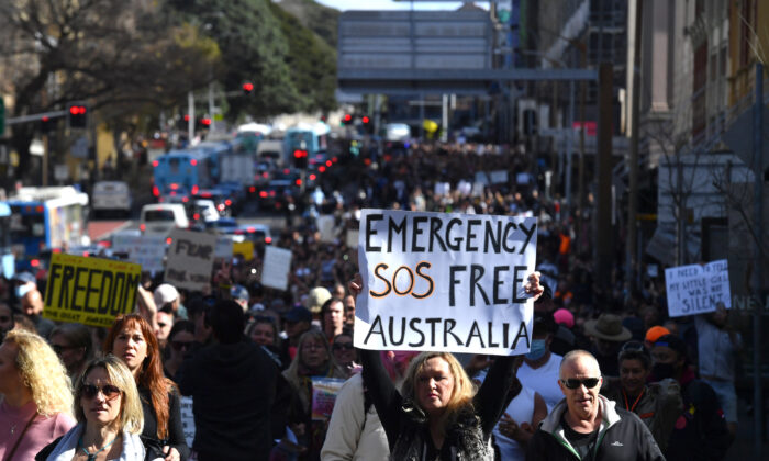 biểu tình phản đối phong tỏa tại Úc