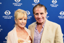 Ấn tượng với Shen Yun, bác sĩ phẫu thuật mắt ca ngợi: ‘Vô cùng tuyệt vời’