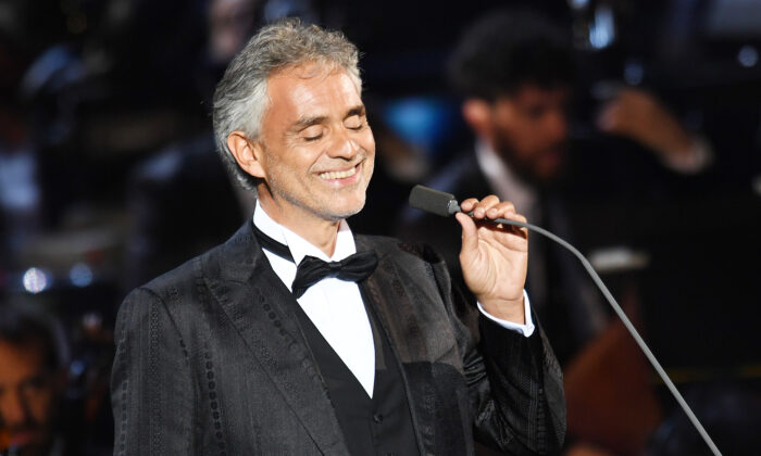 Andrea Bocelli dành tặng bài hát tri ân tới người mẹ đã không từ bỏ ông
