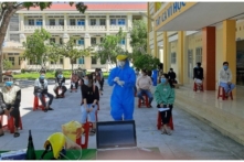 Tin Việt Nam ngày 8/7: Lập kỷ lục mới với hơn 1,300 ca trong ngày, 600,000 liều vaccine AstraZeneca về TP. HCM sáng mai, Quảng Bình thông tin về nghi vấn lộ đề thi Toán