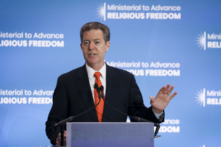 Cựu Đại sứ Hoa Kỳ Brownback: Chế độ Trung Quốc đang ‘trong những ngày tàn’ của mình