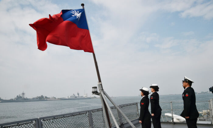 Lần đầu tiên báo cáo quốc phòng Nhật Bản cảnh báo về an ninh Đài Loan
