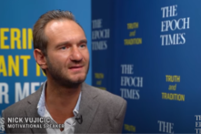 Diễn giả Cơ đốc giáo thành lập ngân hàng nhằm ứng phó với Văn hóa Xóa sổ trong khu vực tư nhân