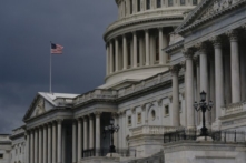 ‘Làm gì?’ Một mô hình kinh tế mới