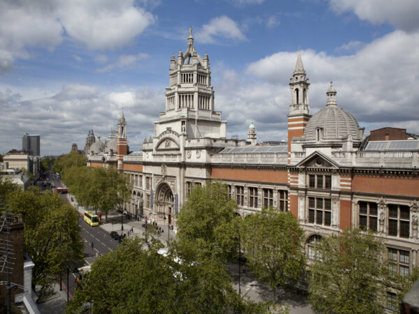 Bảo tàng Victoria và Albert ở London: bộ sưu tập nghệ thuật trang trí vĩ đại nhất thế giới