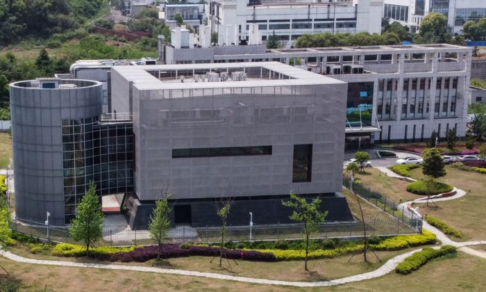 Viện Y tế Quốc gia Hoa Kỳ cắt tài trợ cho phòng thí nghiệm ở Vũ Hán, Trung Quốc