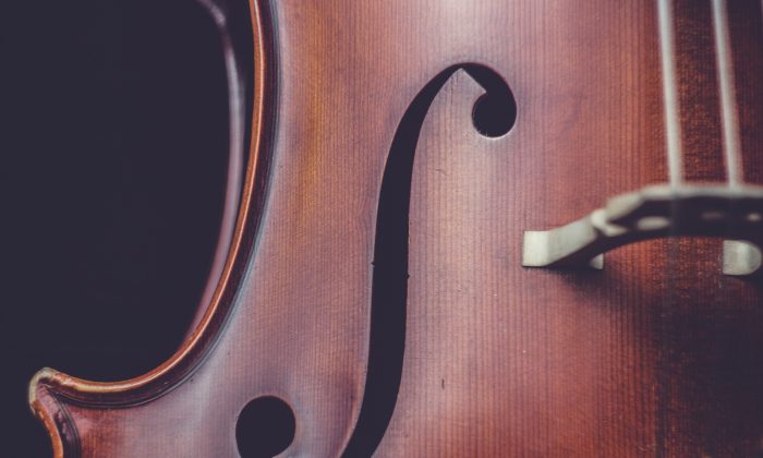 Giải mã những kiệt tác âm nhạc: Tổ khúc sáu bản độc tấu dành cho cello của Bach