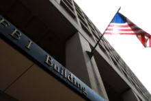 FBI tweet yêu cầu người Mỹ báo cáo ‘thành viên gia đình và bạn bè,’ nhận được phản ứng nằm ngoài dự đoán