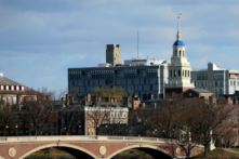 Trung Cộng đấu với Hoa Kỳ, và trận chiến giành quyền thống trị khoa học