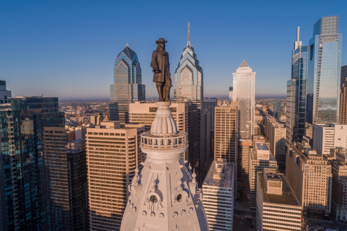 Tòa Thị Chính Philadelphia làm rạng rỡ trung tâm thành phố