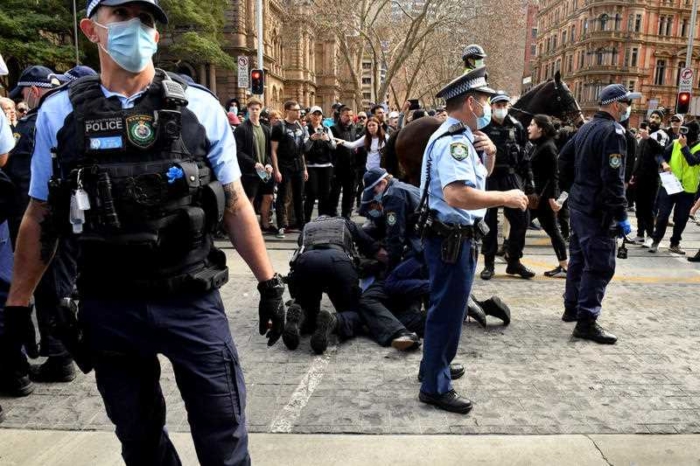 Cảnh sát Sydney kêu gọi quân đội trợ giúp thực thi các quy tắc phong tỏa