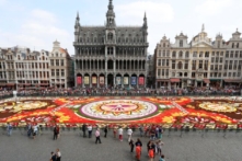 Những quảng trường tráng lệ trên thế giới