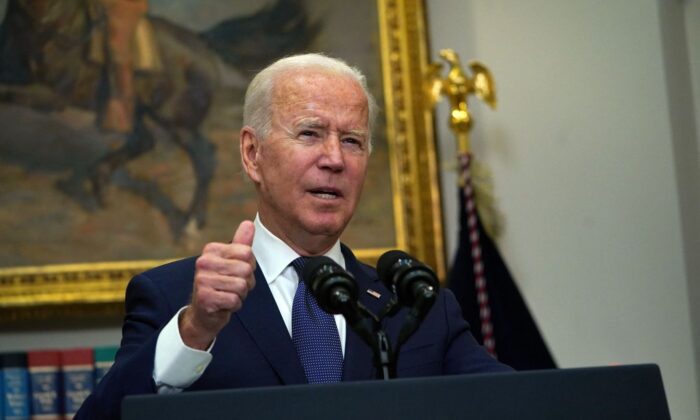 TT Biden: Cuộc di tản ở Afghanistan còn ‘chặng đường dài phía trước’ và ‘có thể diễn biến tệ hơn’