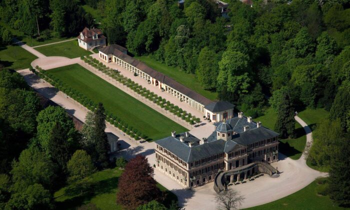 Rastatt Favorite Palace, cung điện gốm sứ lâu đời nhất nước Đức