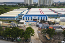 Tin Việt Nam ngày 2/9: Gần 13,200 ca mắc mới, 271 ca tử vong, Hà Nội chia vùng thực hiện giãn cách sau 6/9, Quảng Nam đưa vào sử dụng cầu hơn trăm tỉ giữa mùa cách ly, giá dầu châu Á giảm sau khi OPEC+ đồng thuận duy trì chính sách nới lỏng