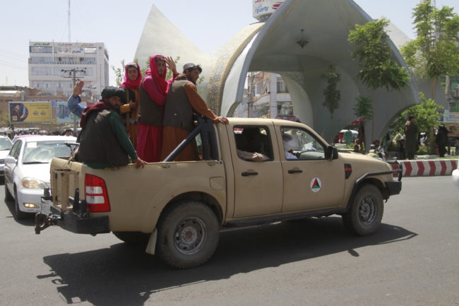 Mỹ đưa quân tới Afghanistan