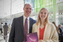 Một vũ công cảm thấy ‘rất may mắn’ khi cuối cùng đã được xem Shen Yun