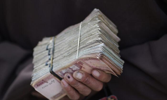 Không phải tất cả 10 tỷ USD của Ngân hàng Trung ương Afghanistan nằm trong tầm với của Taliban