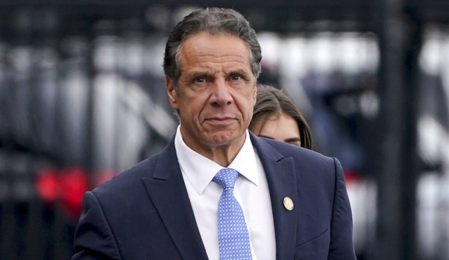Thống đốc New York Andrew Cuomo tuyên bố từ chức vì cáo buộc quấy rối